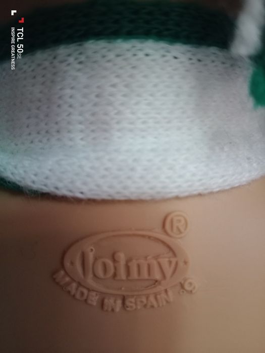 Boneco em borracha com 37 centímetros de altura.