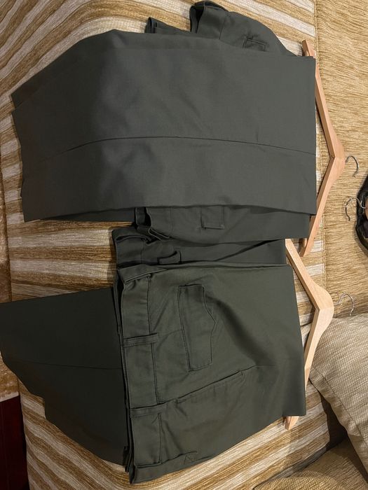 Calças verdes do Exército Português