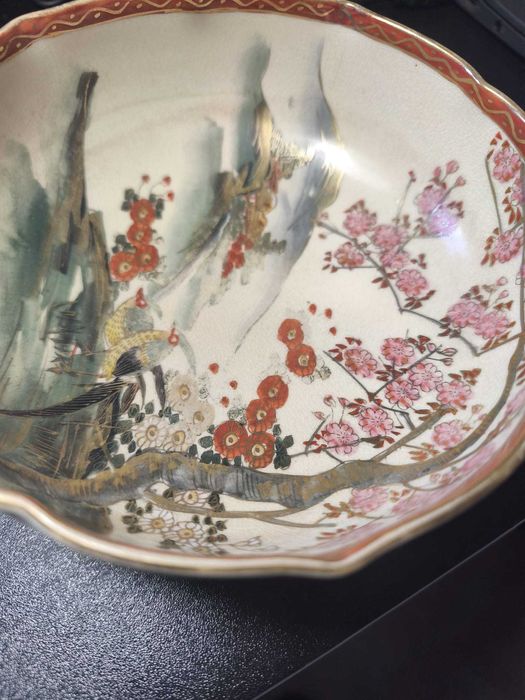 Grande Taça Satsuma Japonesa Antiga Assinada Gyozan (暁山) 18cm