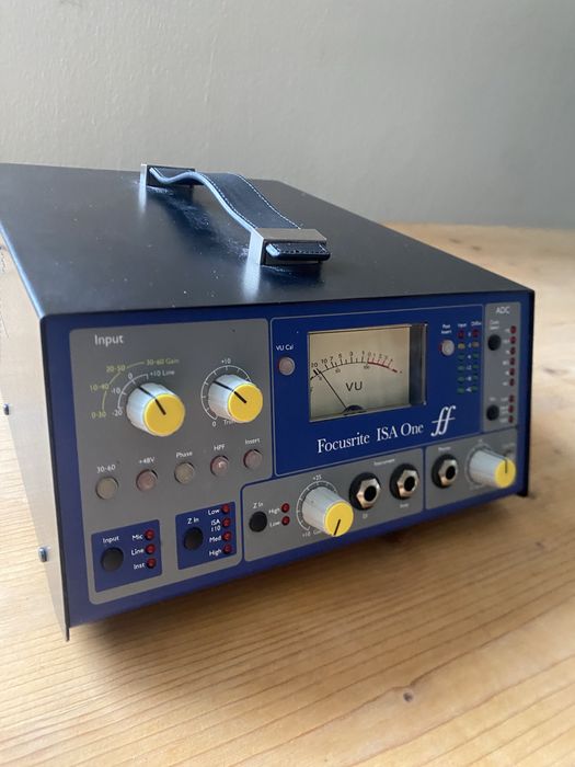 Преамп Focusrite ISA One