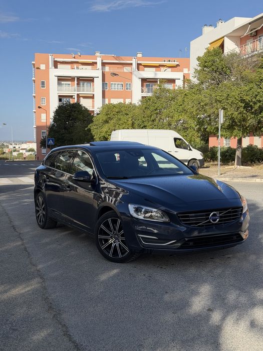 Volvo V60 hybrid 2014