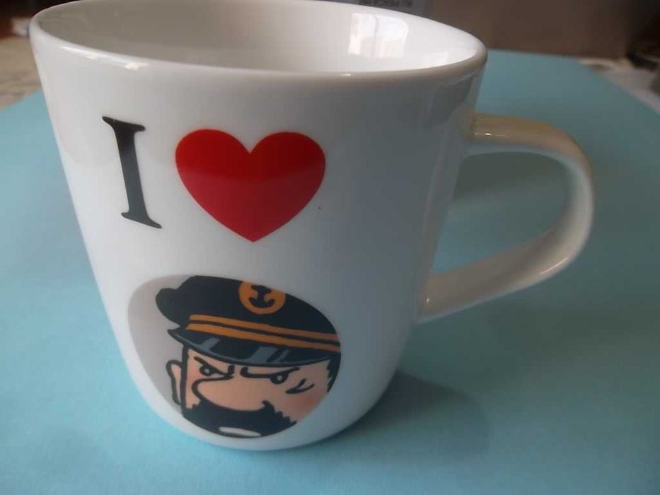 Caneca do Cap. Haddock, brinde da coleção de figuras do Tintin.
