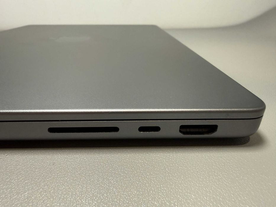 Apple MacBook Pro 14′′ M1 Pro 16/512GB Space Gray Офіційний
