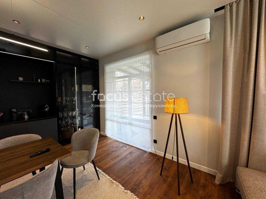 Без комісіЇ. Чайка. Продаж будинку з дизайнерським ремонтом.