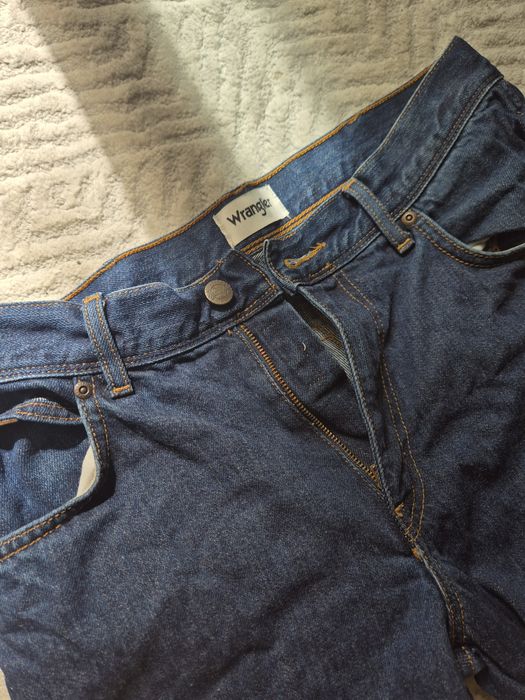 Granatowe męskie jeansy Wrangler,r.M/L