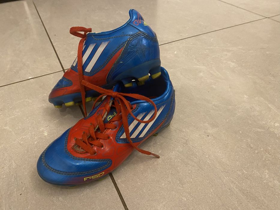 Korki Adidas Traxion rozm 29