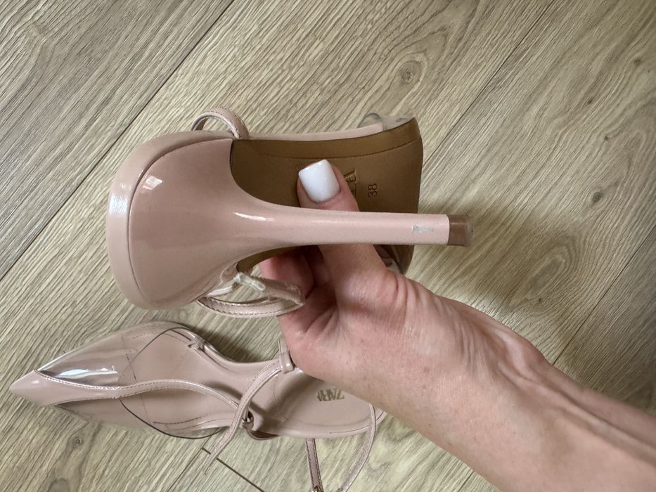 Босоніжки Zara розмір 38