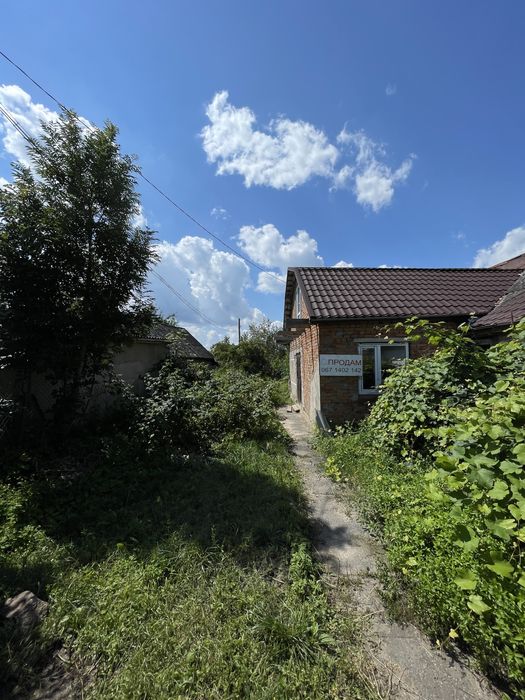 Частина будинку 15000$  вул. Сагайдачного