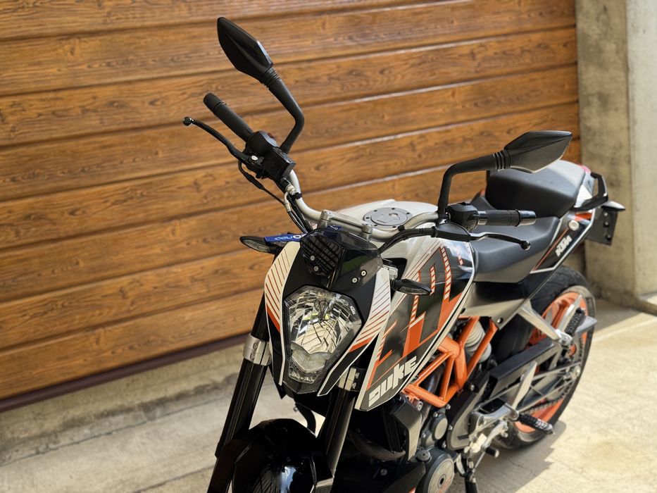 Мотоцикл KTM Duke 390