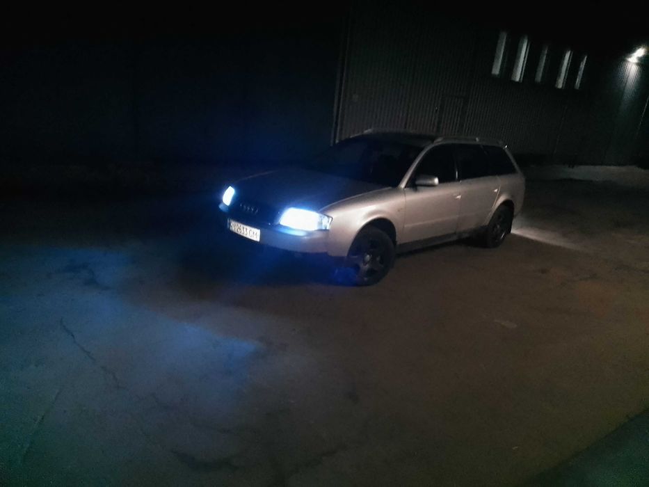 Автомобіль AUDI A6 C5 2,5 дизель QUATTRO