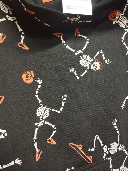 Bluza chłopięca z kapturem szkielety halloween 134/140