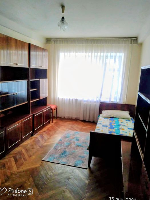 Кімната в 3х кімнатній квартирі
