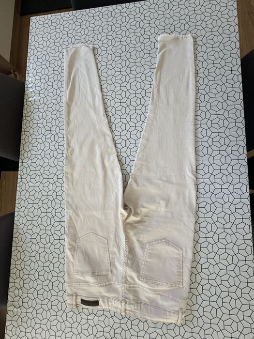 Spodnie rurki pudrowy róż, rozmiar 42 — stan dobry