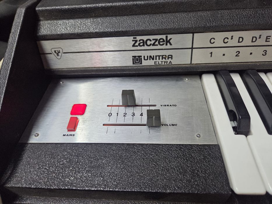 Organy Unitra Eltra KWE Żaczek