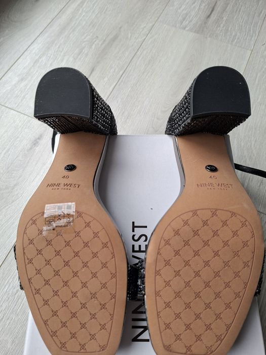 Sandały rozm.40 Nine West