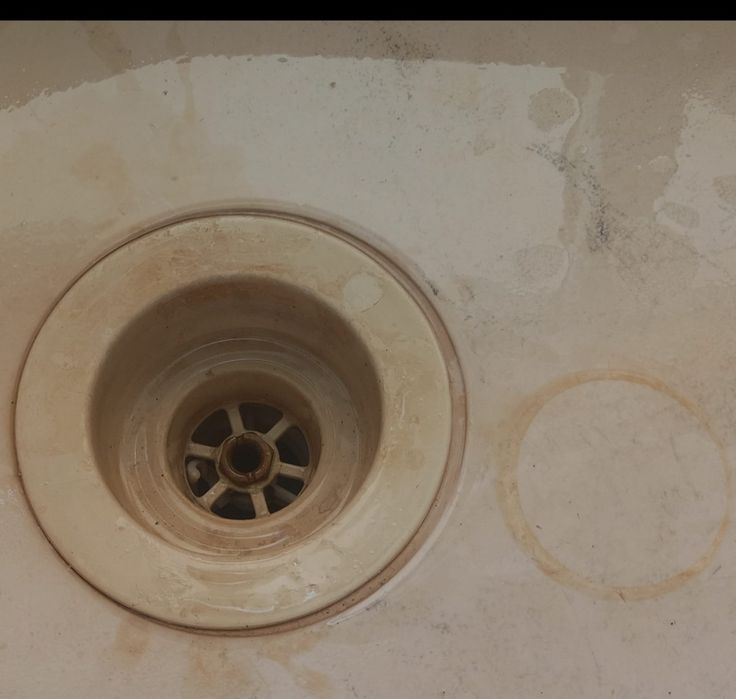 Limpezas de casas e condomínios, e transporte para a sua mercadoria