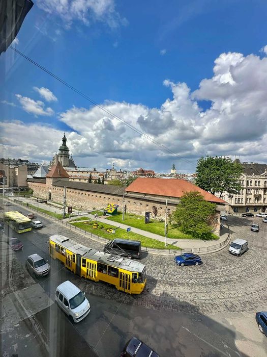 Продаж 2 кім квартири по вул. Винниченка (центр міста).