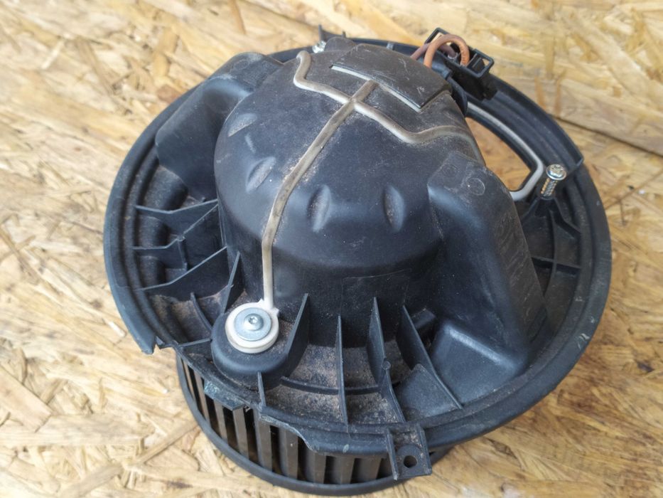 Моторчик вентилятор пічки БМВ Е90 BMW E90
