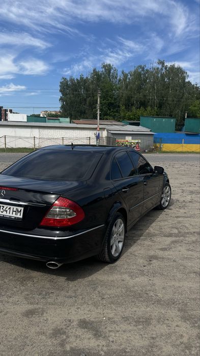 Mercedes w211 e320 2008