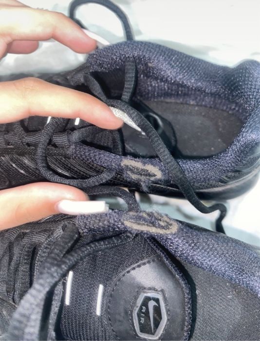 Tenis TN da cor preta