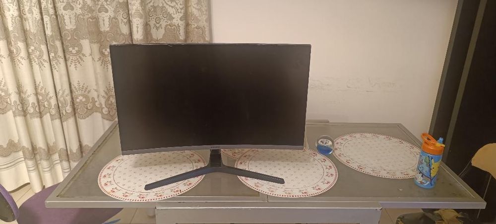 Monitor curvilíneo Samsung