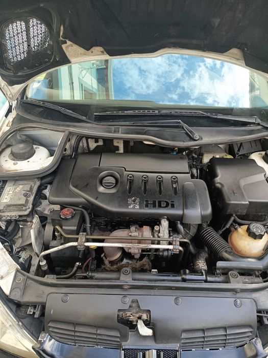Troco por carro de cinco lugares Peugeot 206 1.6hdi