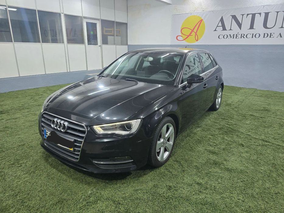 Audi A3 Sportback 2.0 TDI B.Line Attraction
