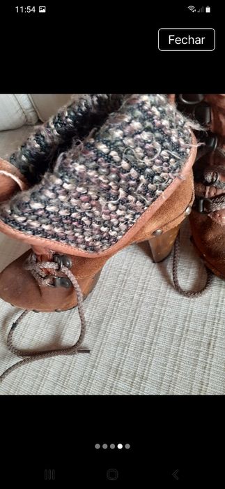 Botas castanhas bom estado  marca tapadas