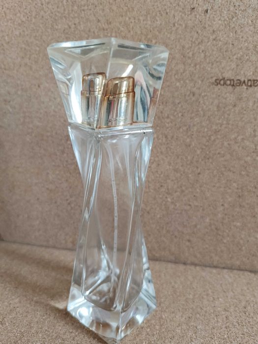 Flakon po perfumach pusty