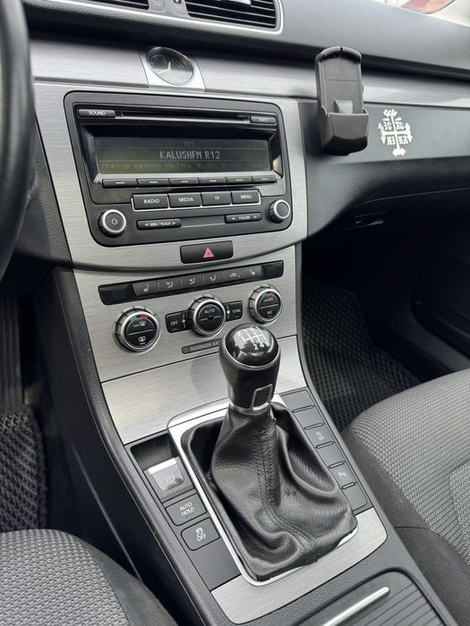 Volkswagen Passat B7 2013 року