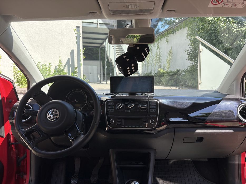 Volkswagen UP! 2016