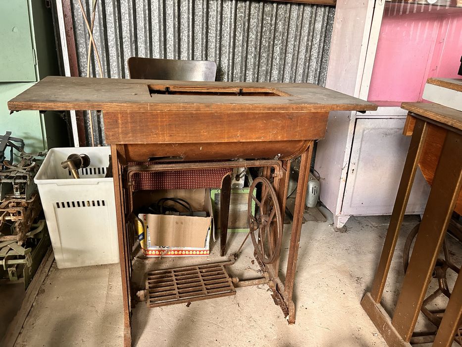 Stare nogi maszyny do szycia podstawy pod stolik PRL