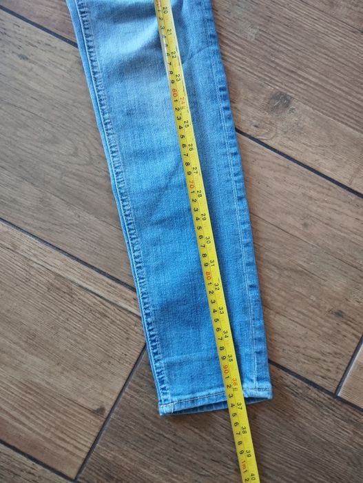 Jasnoniebieskie jeansy 25 h&m