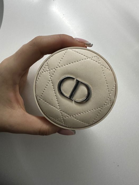 Кушон Christian Dior