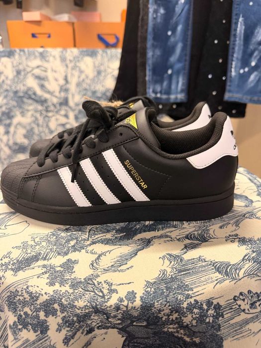 Superstar_2_Black R.39