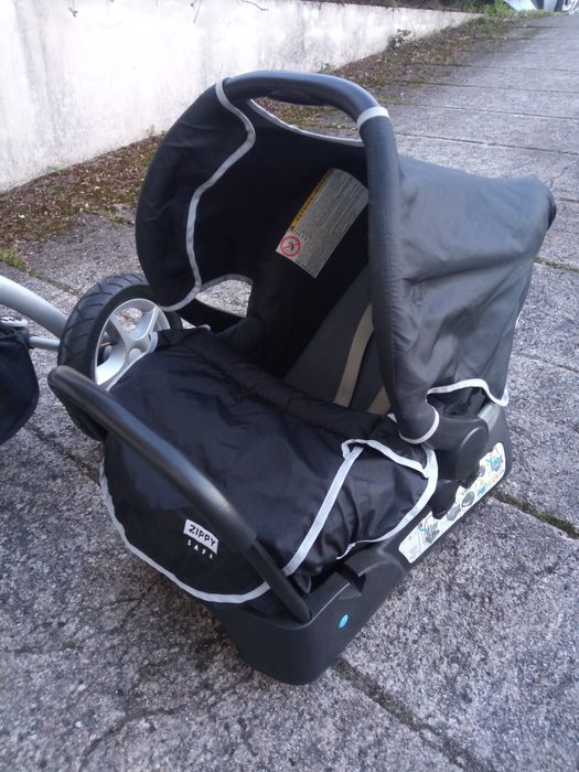 Carrinho de bebé Zippy