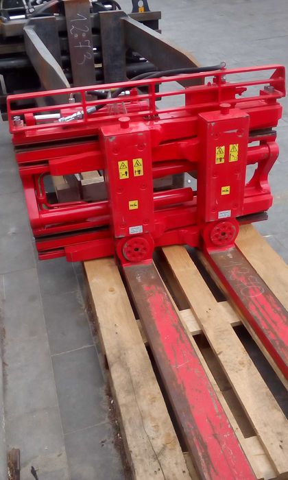 Chwytak widłowy DURWEN D1144211