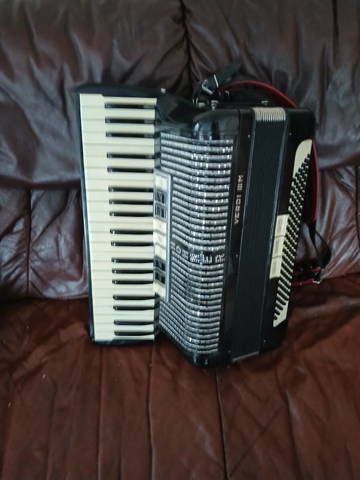 Akordeon  120 basów