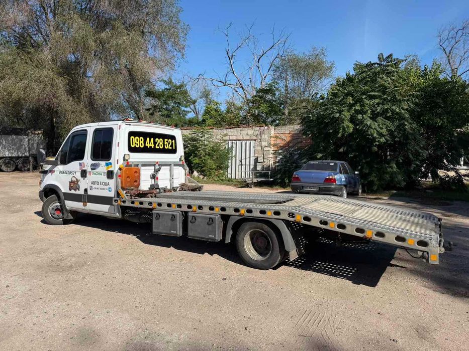 Продам эвакуатор Iveco daily