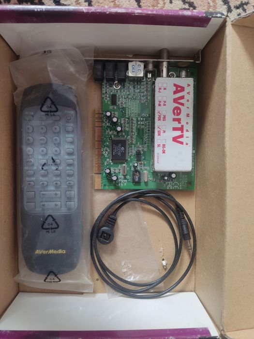 AVerTV Studio model 203 тюнер в ПК