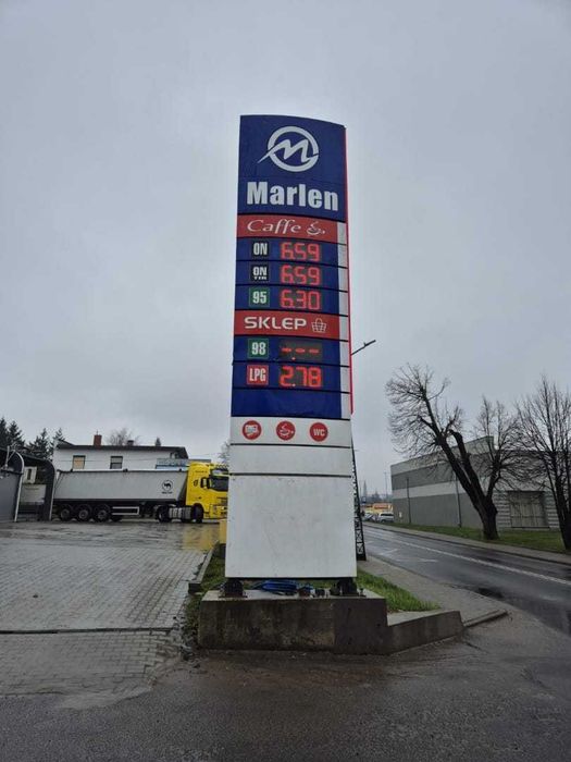 Pylon cenowy stacja paliw 8 metrów plus otoki