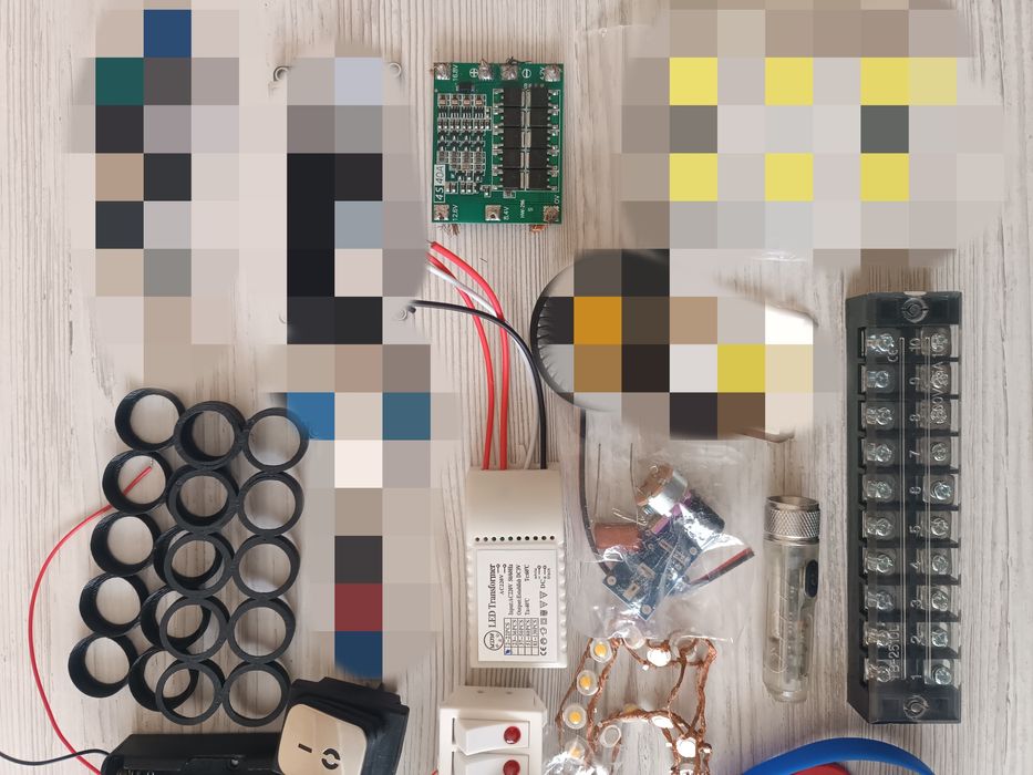 Плата led живлення 3v вхід 220v 2-22 діод