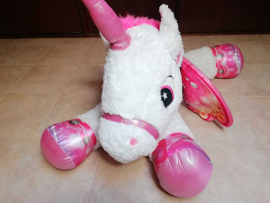 Peluche unicornio gigante como novo
