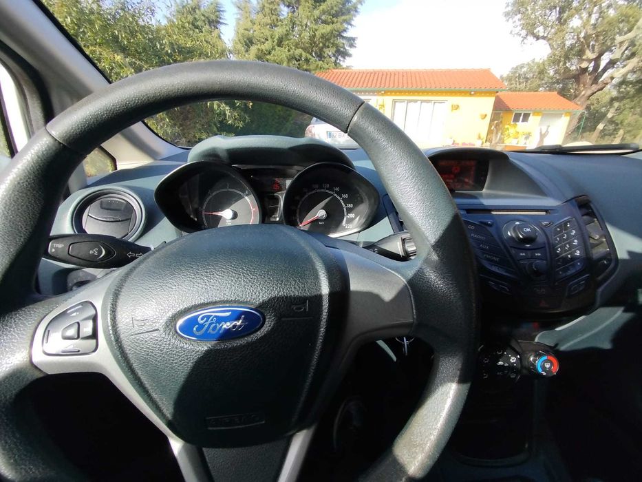 FORD FIESTA 1.4 70cv