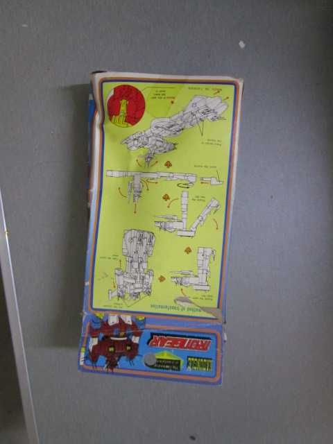 brinquedo antigo na caixa original robot espacial