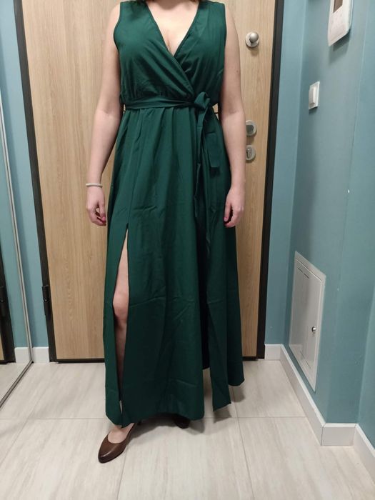 Piękna sukienka butelkowa zieleń