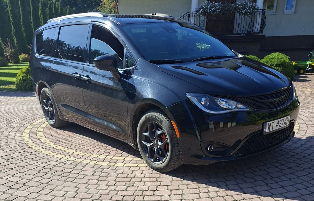 Chrysler Pacifica