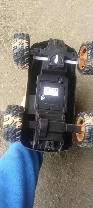 Carinho com telecomando