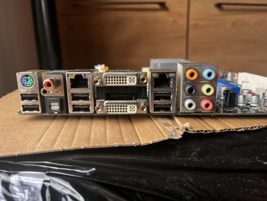 Płyta główna ASUS P5N-VM WS | LGA775 | DDR2 | SPRAWNA
