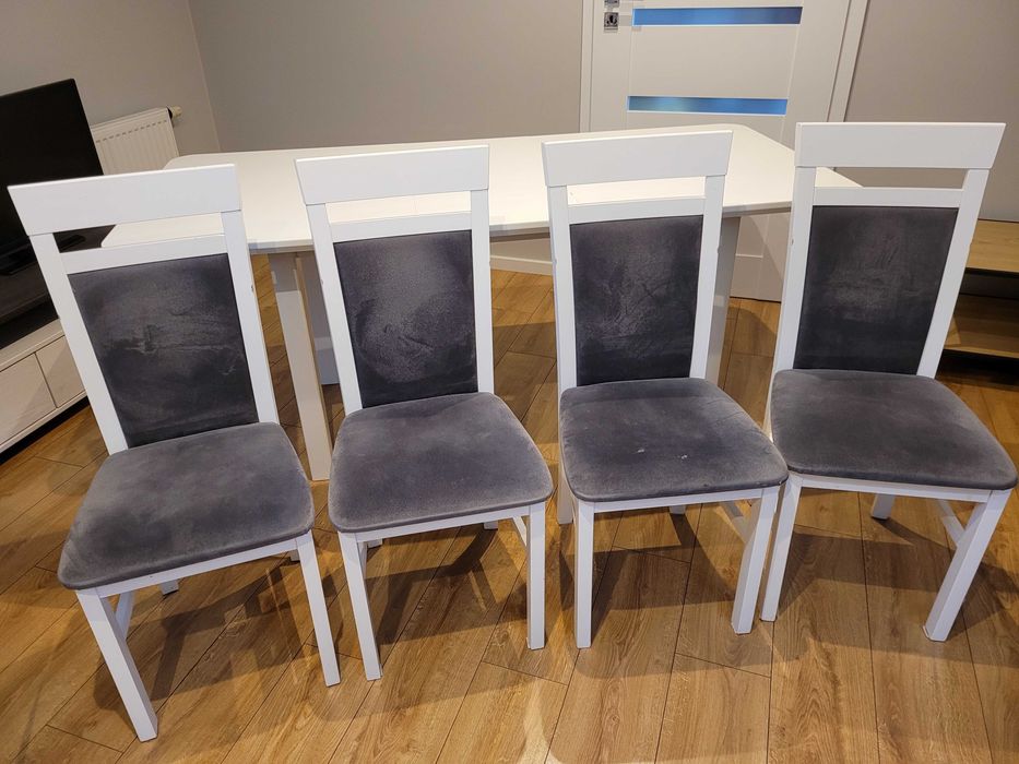 Bialy stol jadalniany rozkladany 140-180 z 4 krzeslami
